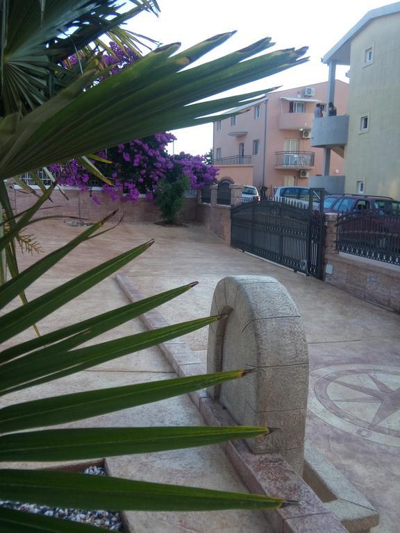 דוברה וודה Apartments Vila A1 מראה חיצוני תמונה