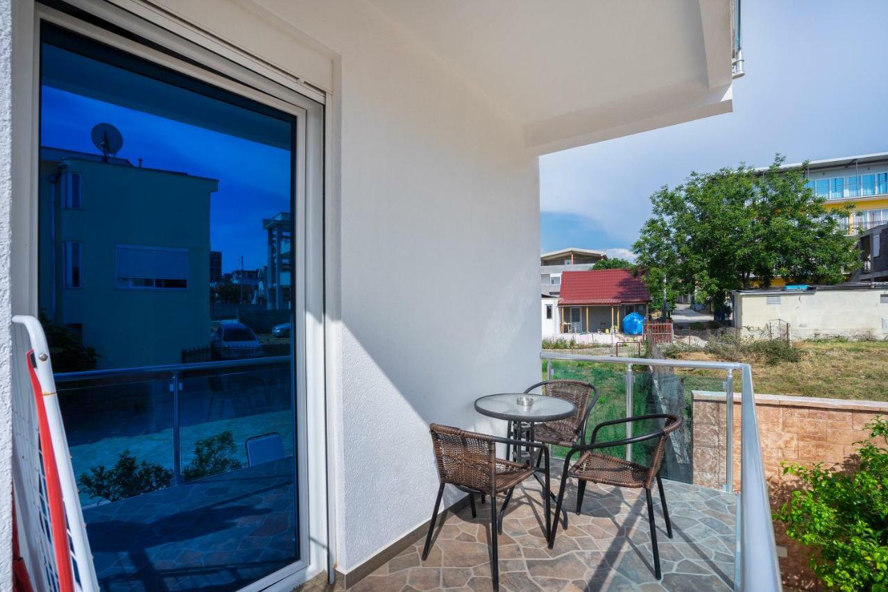 דוברה וודה Apartments Vila A1 מראה חיצוני תמונה