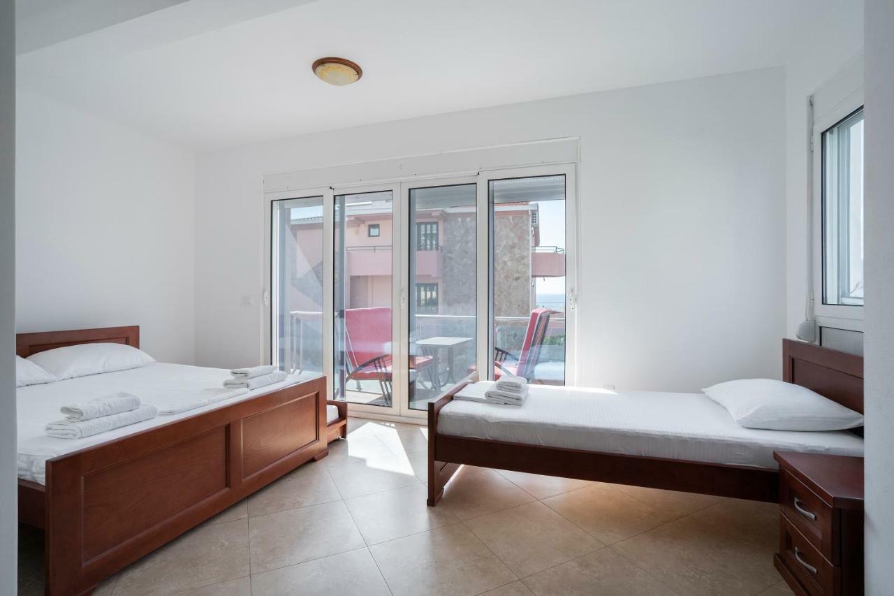 דוברה וודה Apartments Vila A1 מראה חיצוני תמונה