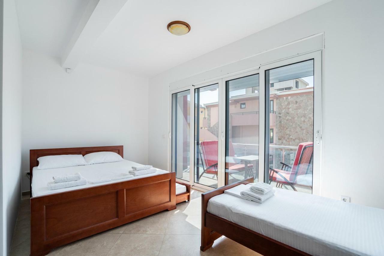 דוברה וודה Apartments Vila A1 מראה חיצוני תמונה