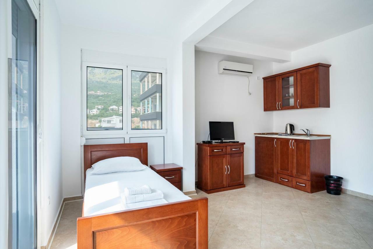 דוברה וודה Apartments Vila A1 מראה חיצוני תמונה