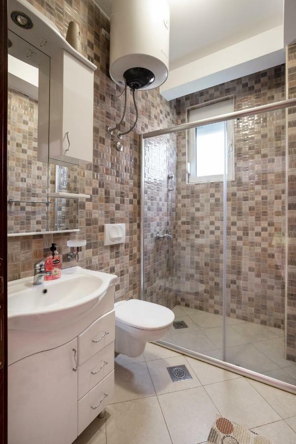 דוברה וודה Apartments Vila A1 מראה חיצוני תמונה